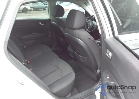 2016 Kia Optima Lx z USA, uszkodzony, nr VIN 5XXGT4L30GG040610